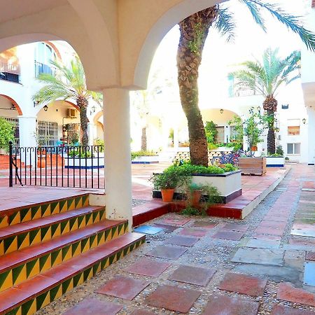 Calafat Apartment By Hello Apartments Sitges Eksteriør billede