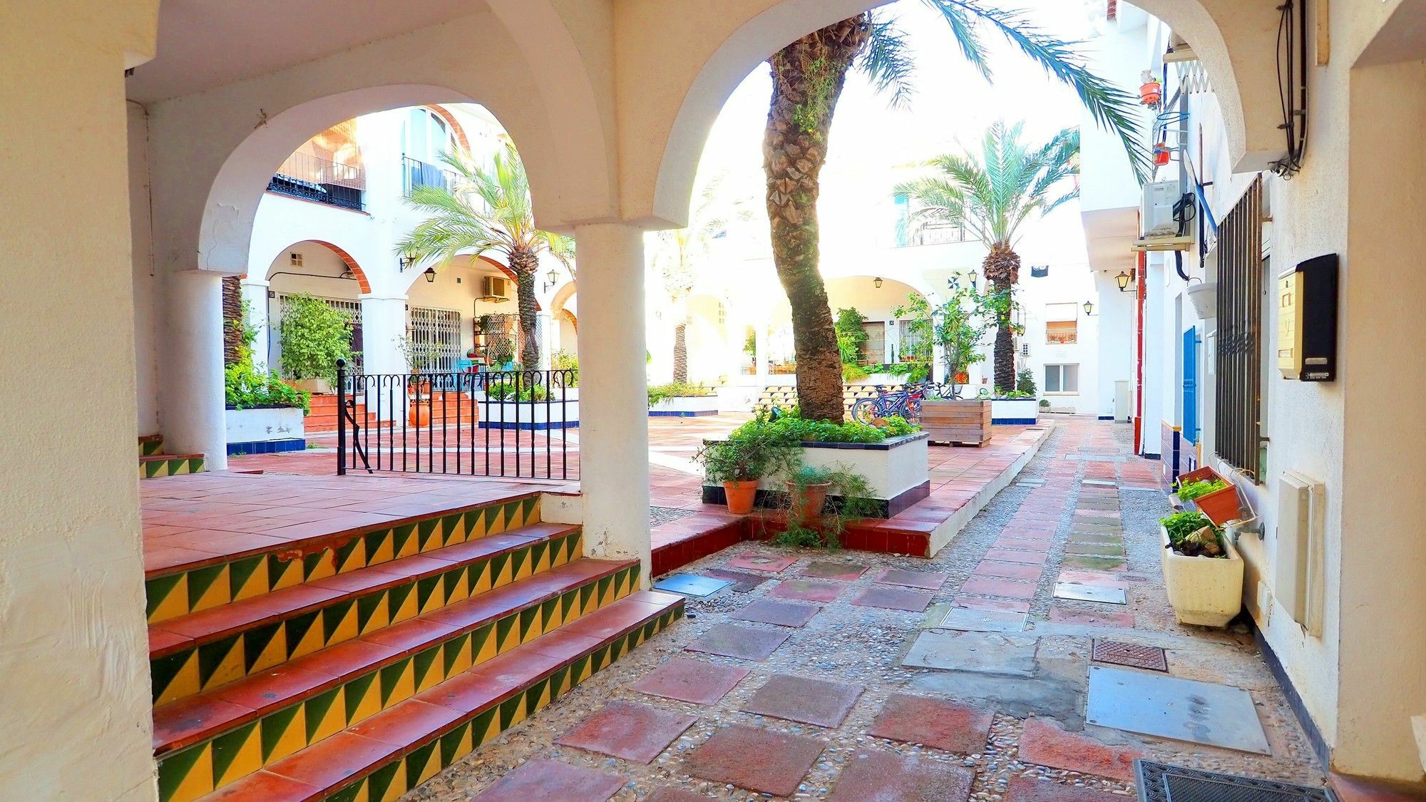 Calafat Apartment By Hello Apartments Sitges Eksteriør billede